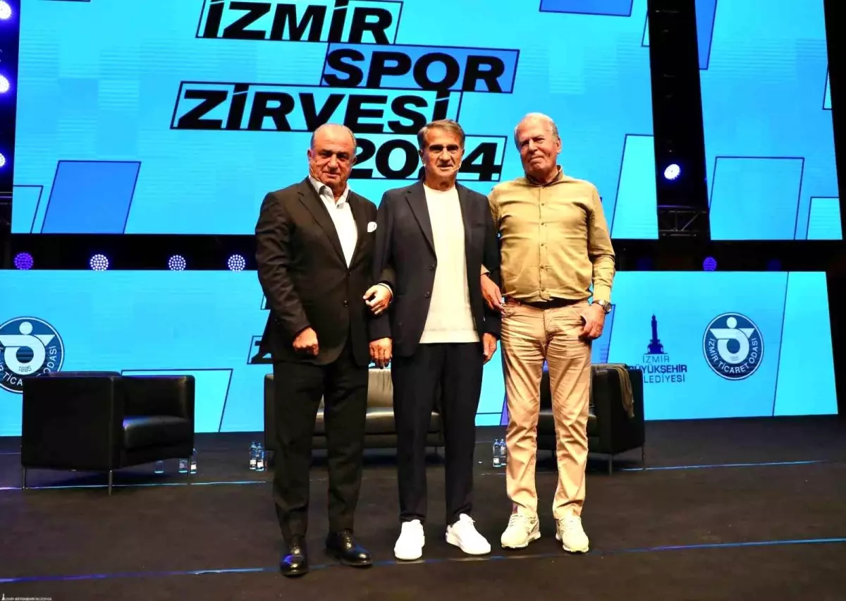 İzmir Spor Zirvesi\'nde \'Efsanelerle Futbol\' oturumu gerçekleştirildi