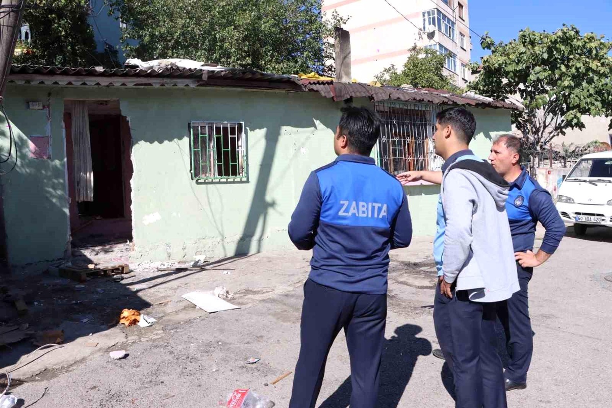 Maltepe Belediyesi\'nden Kaçak İnşaatlara Yıkım