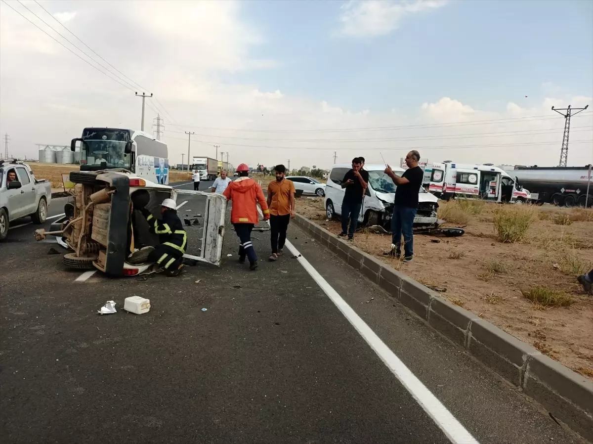 Mardin\'de Trafik Kazası: 1 Yaralı