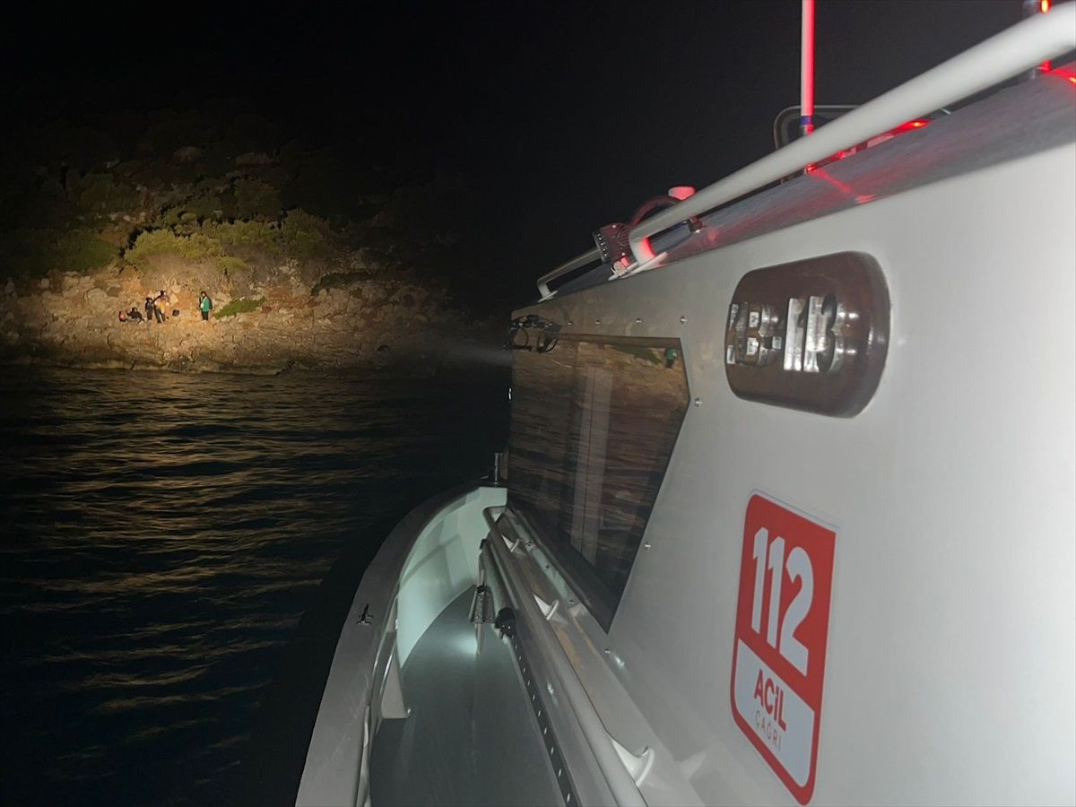 Marmaris\'te 7 Düzensiz Göçmen Kurtarıldı