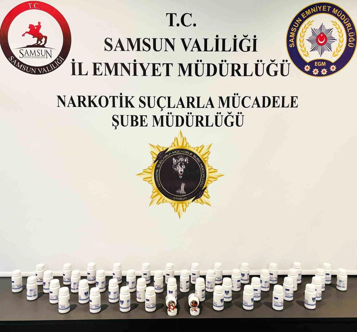 Samsun\'da Uyuşturucu Operasyonu: 2.576 Hap Ele Geçirildi