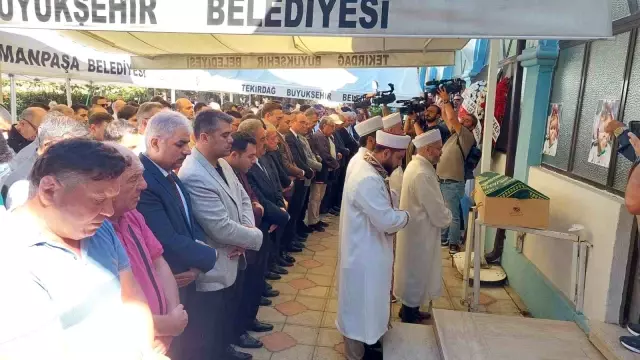 Cenaze namazını kıldıran imam, cemaat yerine Sıla bebekten helallik istedi