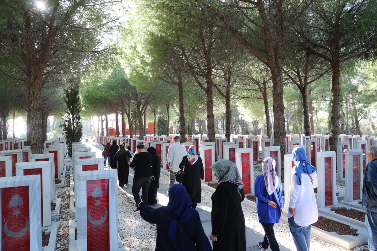 Sultangazi\'deki kültür gezilerinde yeni durak Çanakkale oldu