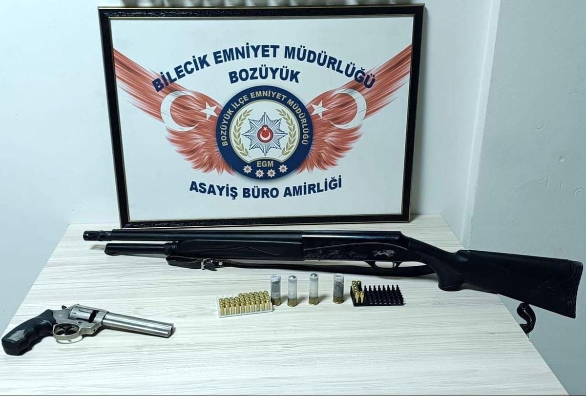 Alkollü Sürücü Silahlarla Yakalandı