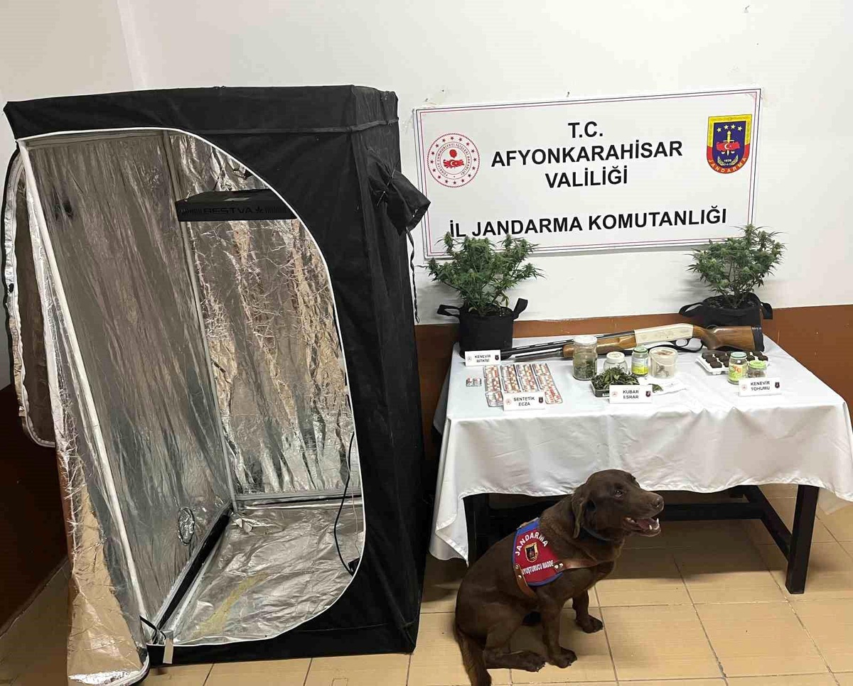 Afyonkarahisar\'da Uyuşturucu Baskını
