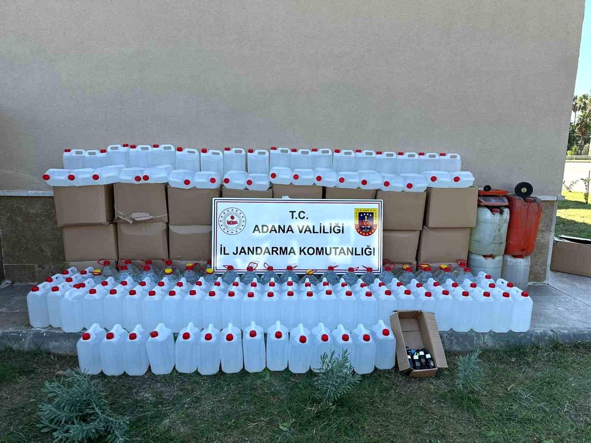Adana\'da 1,1 Milyon Lira Değerinde Kaçak Alkol Ele Geçirildi