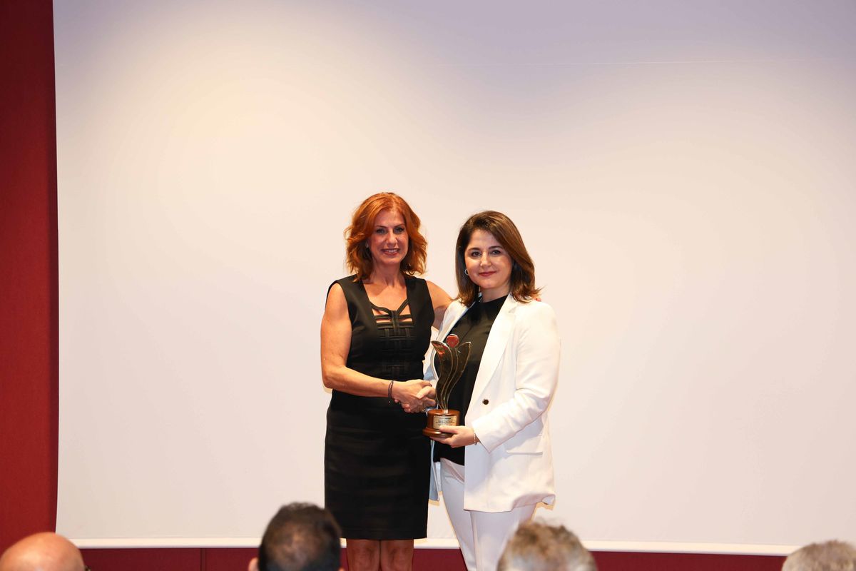 Biruni Hastanesi\'ne Yılın Yöneticisi Ödülü