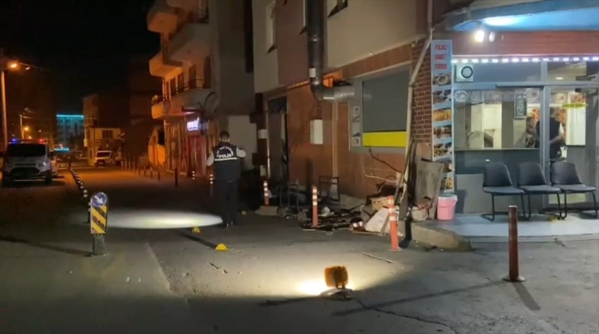 Çorum\'da Silahlı Çatışma: 1 Genç Yaralı