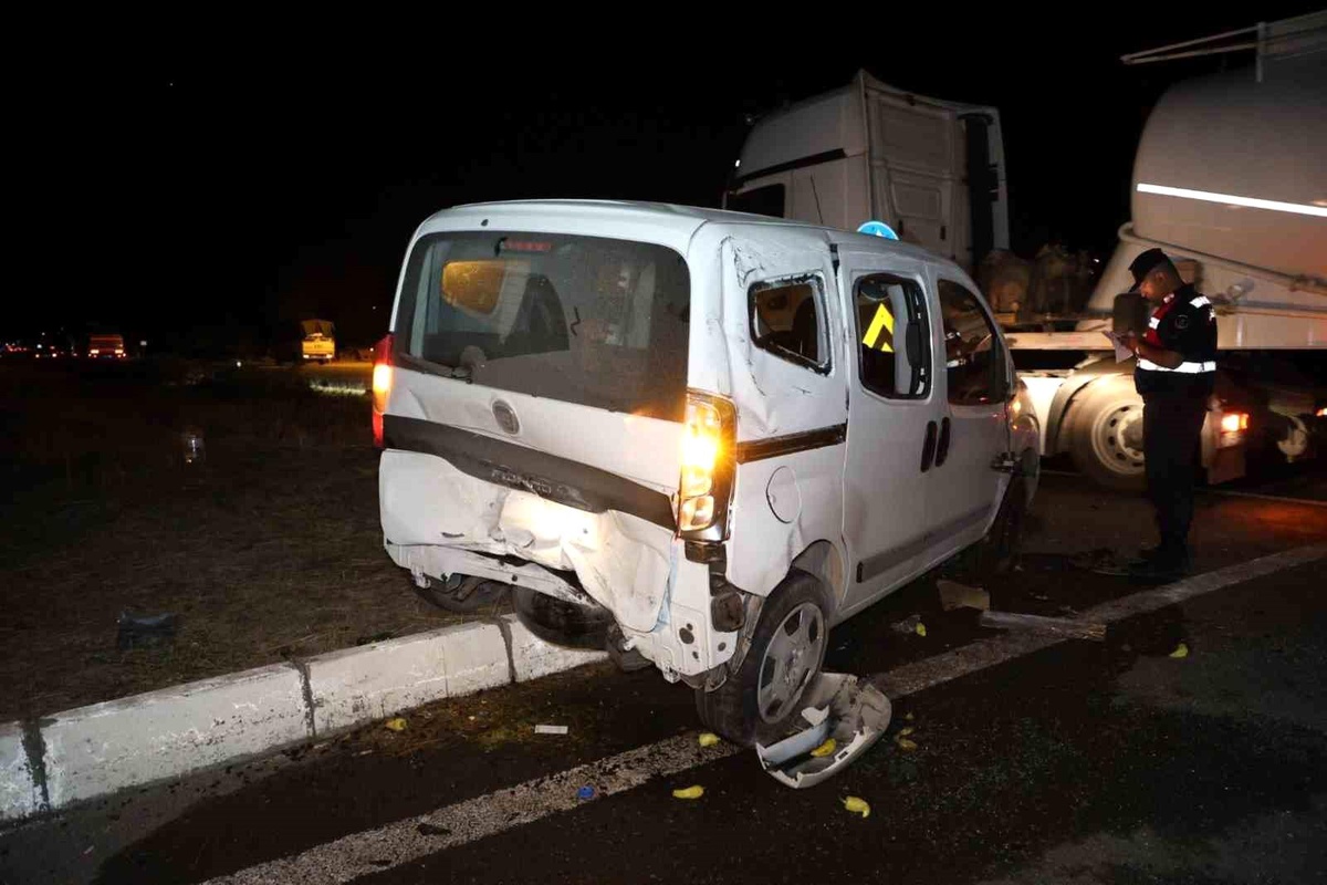 Elazığ\'da Trafik Kazası: 7 Yaralı