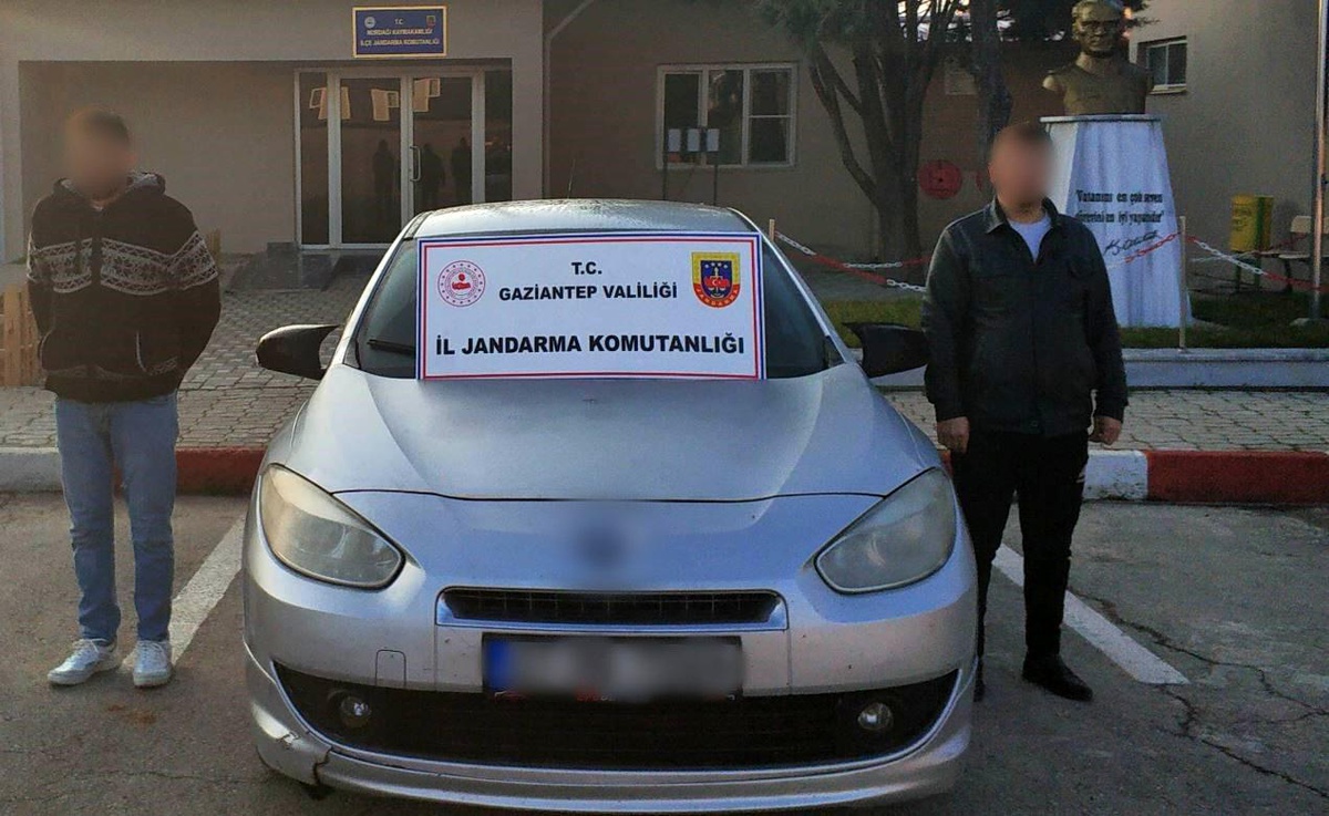 Gaziantep\'te Göçmen Kaçakçıları Yakalandı