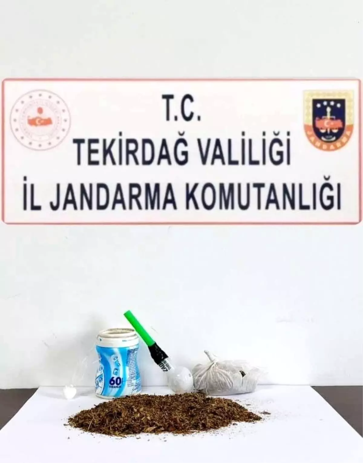 Tekirdağ\'da Uyuşturucu ve Silah Operasyonu