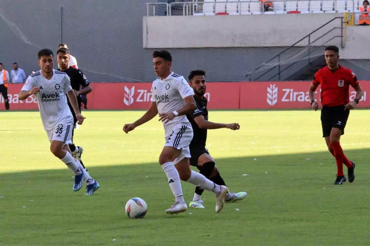 Altay, Karaman FK\'ya 1-0 mağlup oldu