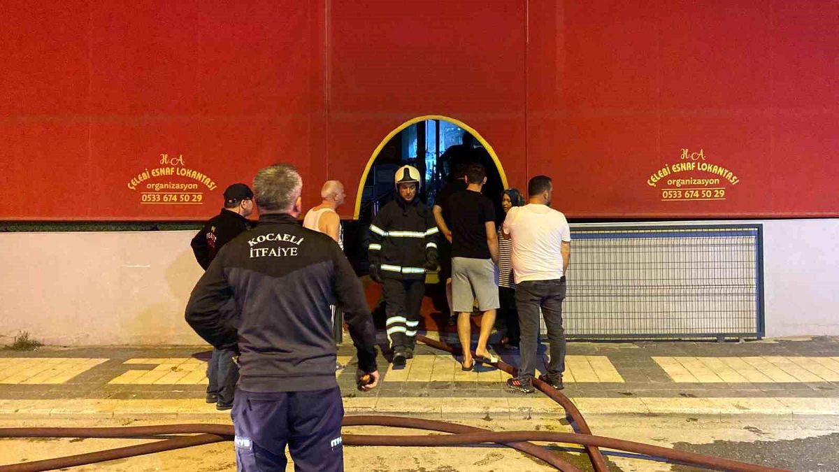 İzmit\'te Lokantada Yangın