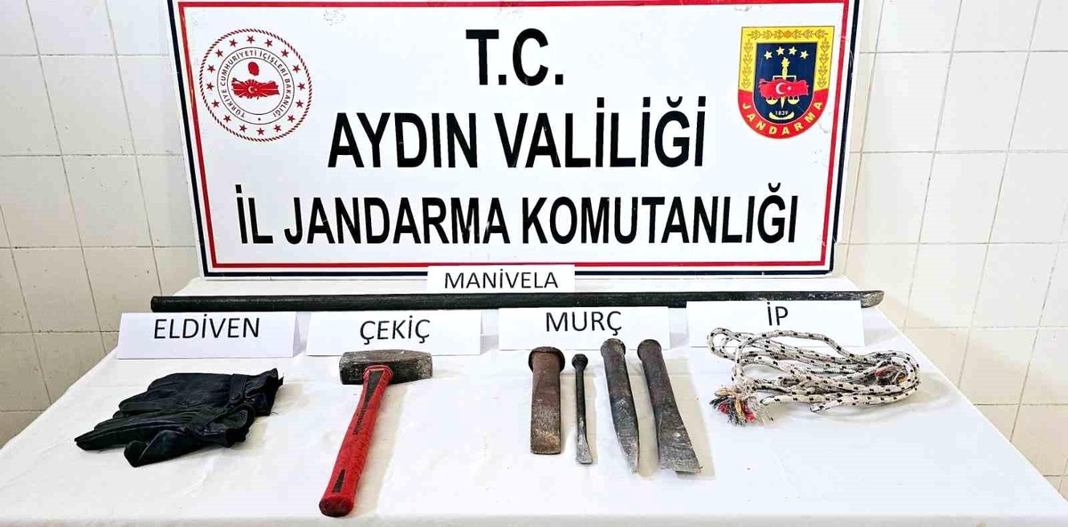 Aydın\'da İzinsiz Kazı Yapan 6 Şüpheli Yakalandı