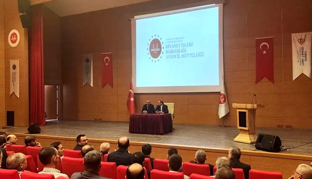 Din Hizmetleri Genel Müdürü Aydın\'da Konferans Verdi