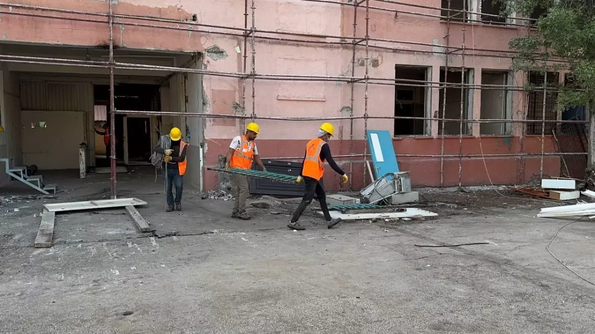 Diyarbakır E Tipi Cezaevi\'nin restorasyon çalışmaları başladı