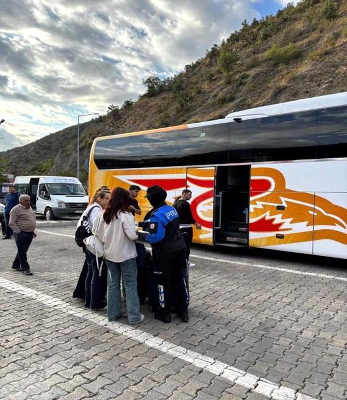 Öğrencilere Hırsızlık ve Dolandırıcılık Eğitimi