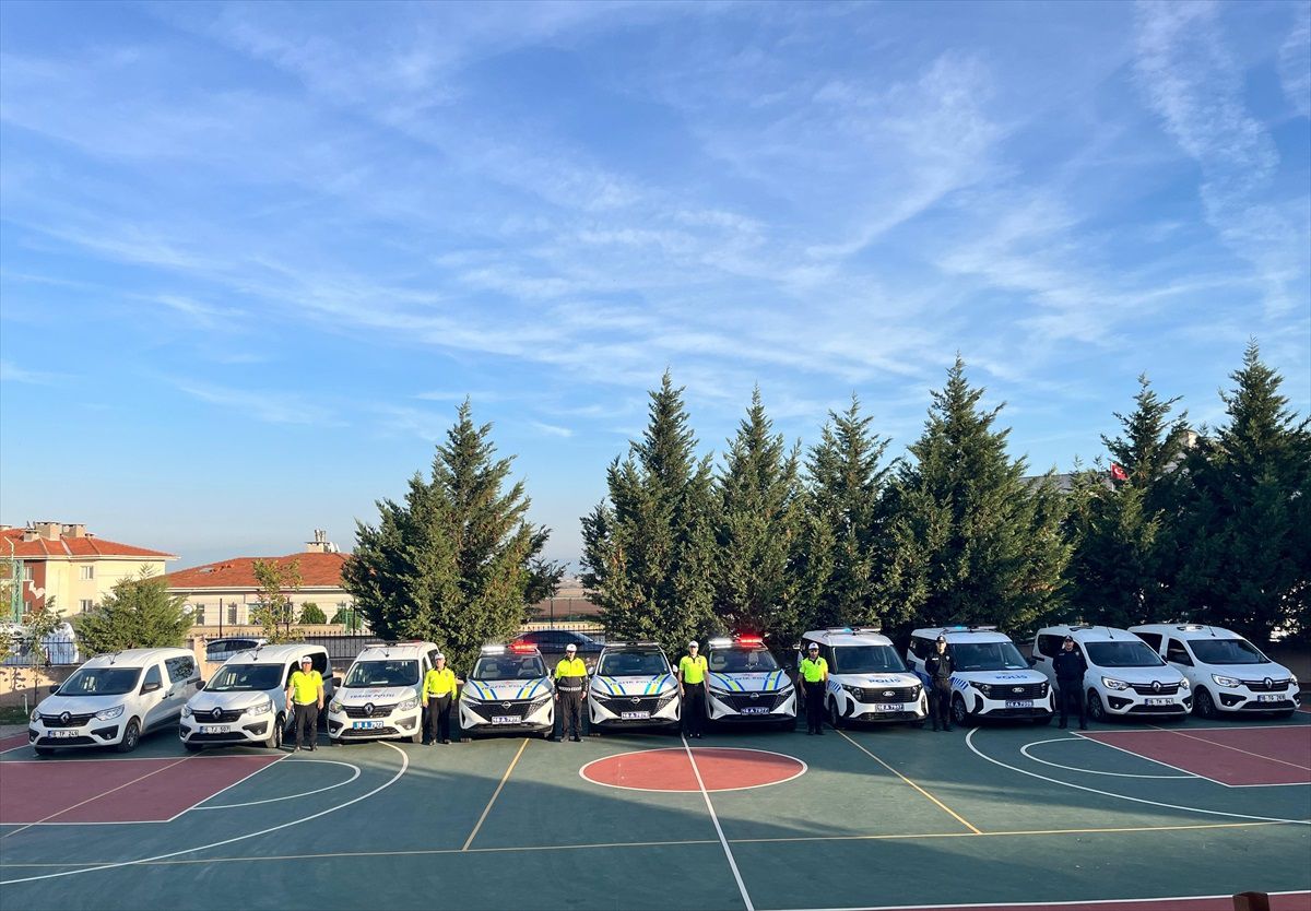 Karacabey Emniyeti Yeni Araçlara Kavuştu