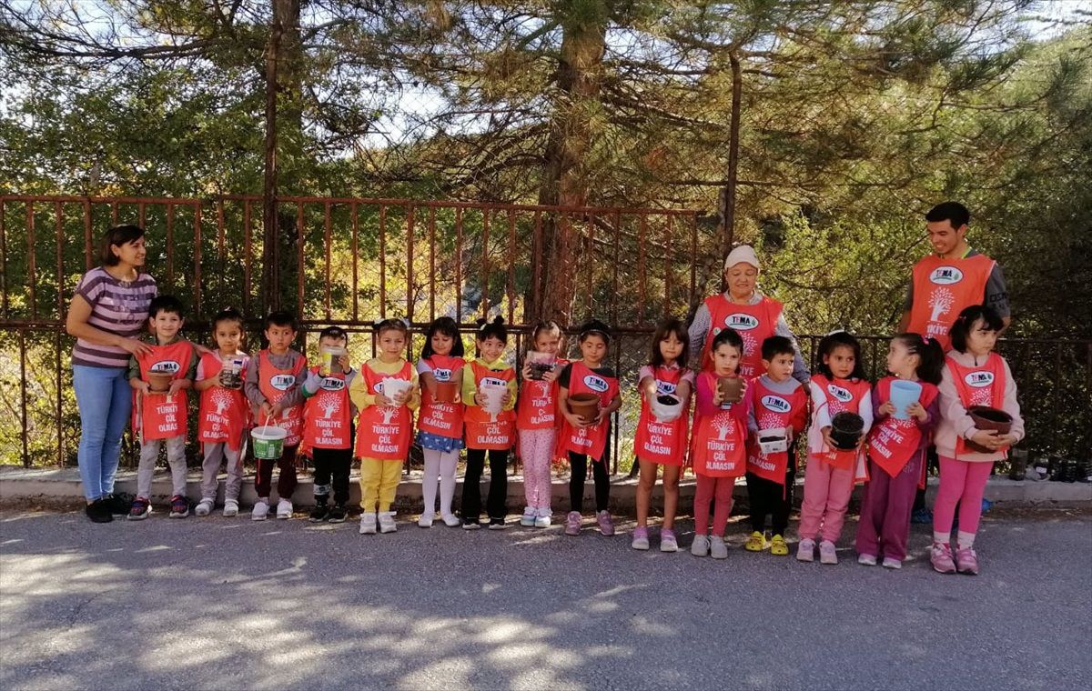 TEMA Gönüllüleri Kütahya\'da Anaokulu Öğrencileri ile Doğa Bilinci Oluşturdu