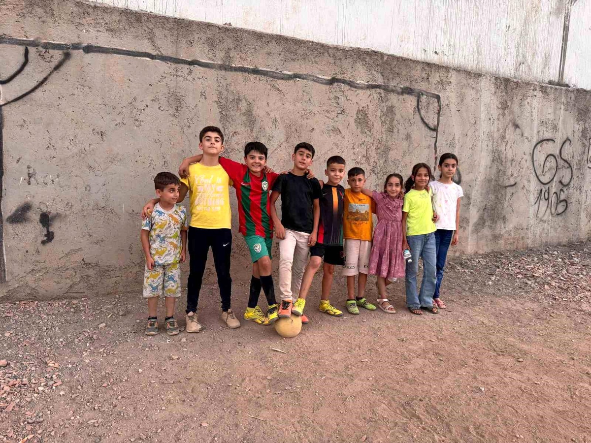 Nusaybin Çocukları Halı Saha İstiyor