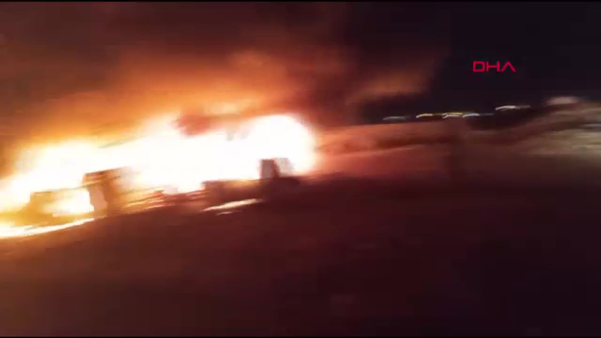 Kızıltepe\'de Geri Dönüşüm Tesisinde Yangın