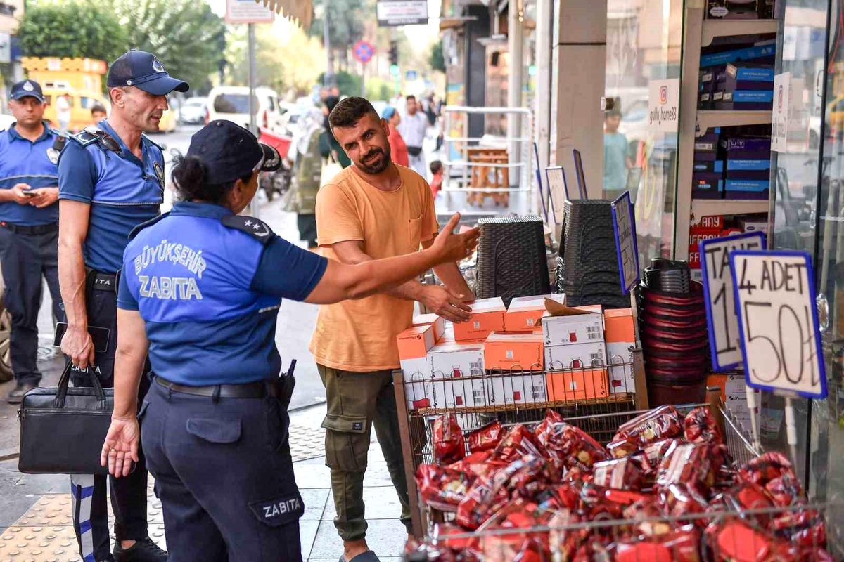 Mersin\'de kaldırım işgallerine izin verilmiyor