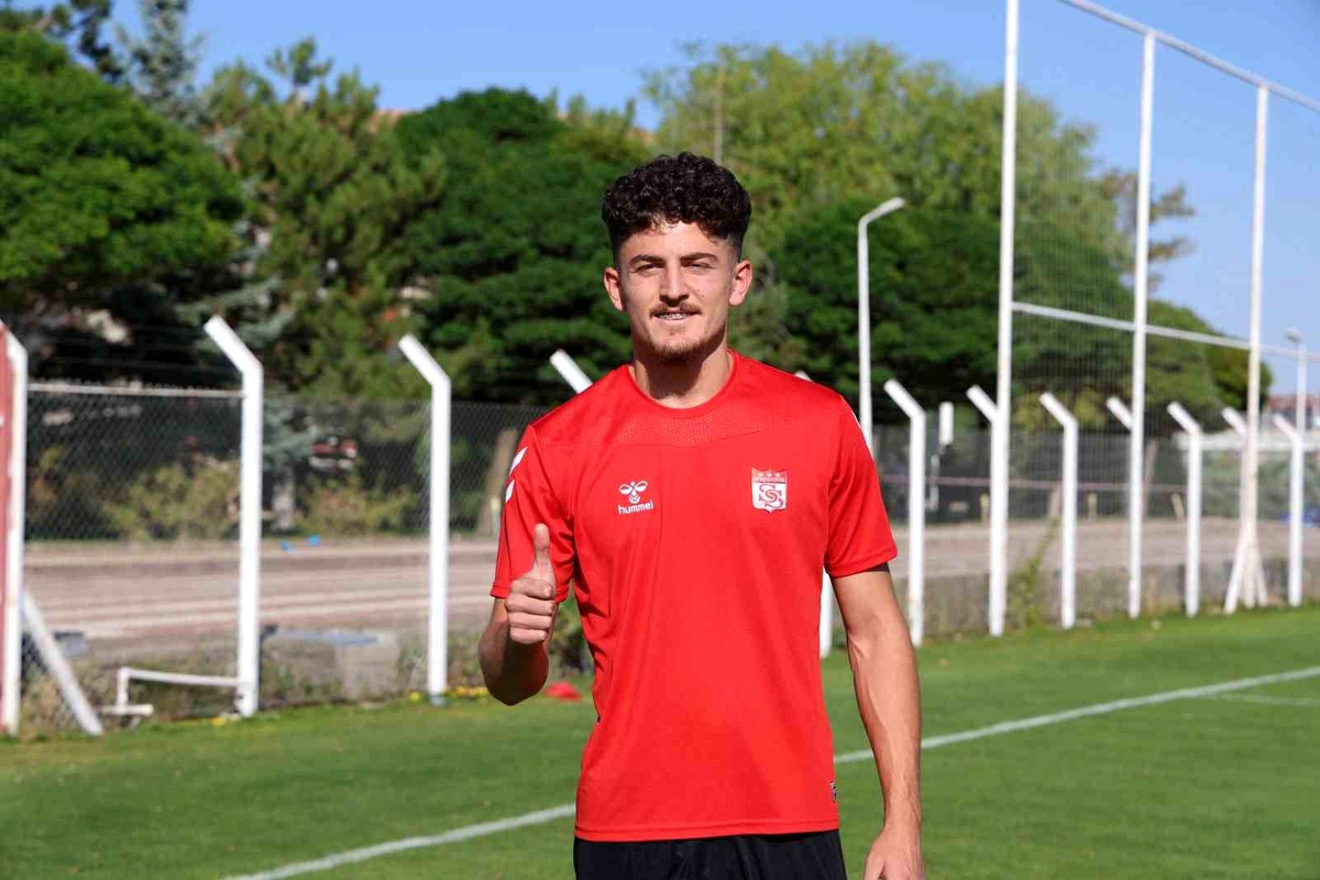 Sivasspor\'da Emirhan Başyiğit Krizi