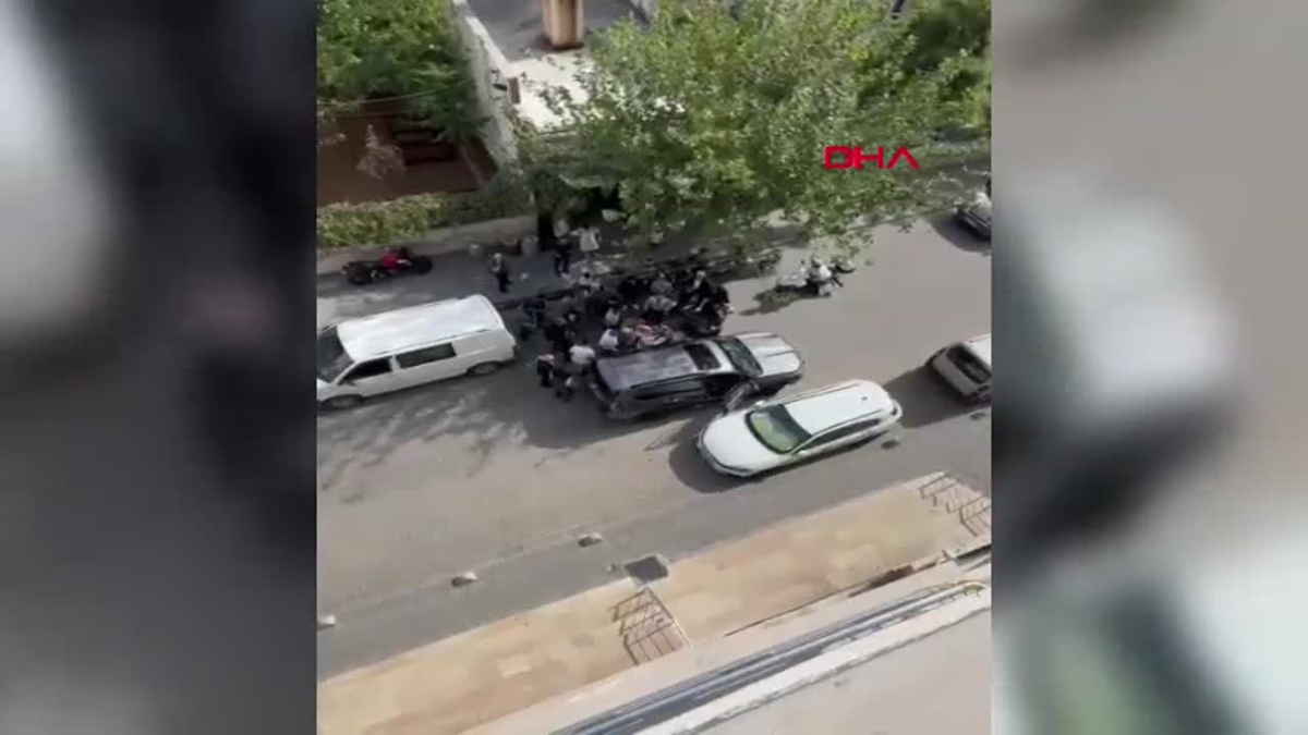 Siirt\'te Çocuk Cipin Çarpmasıyla Yaralandı
