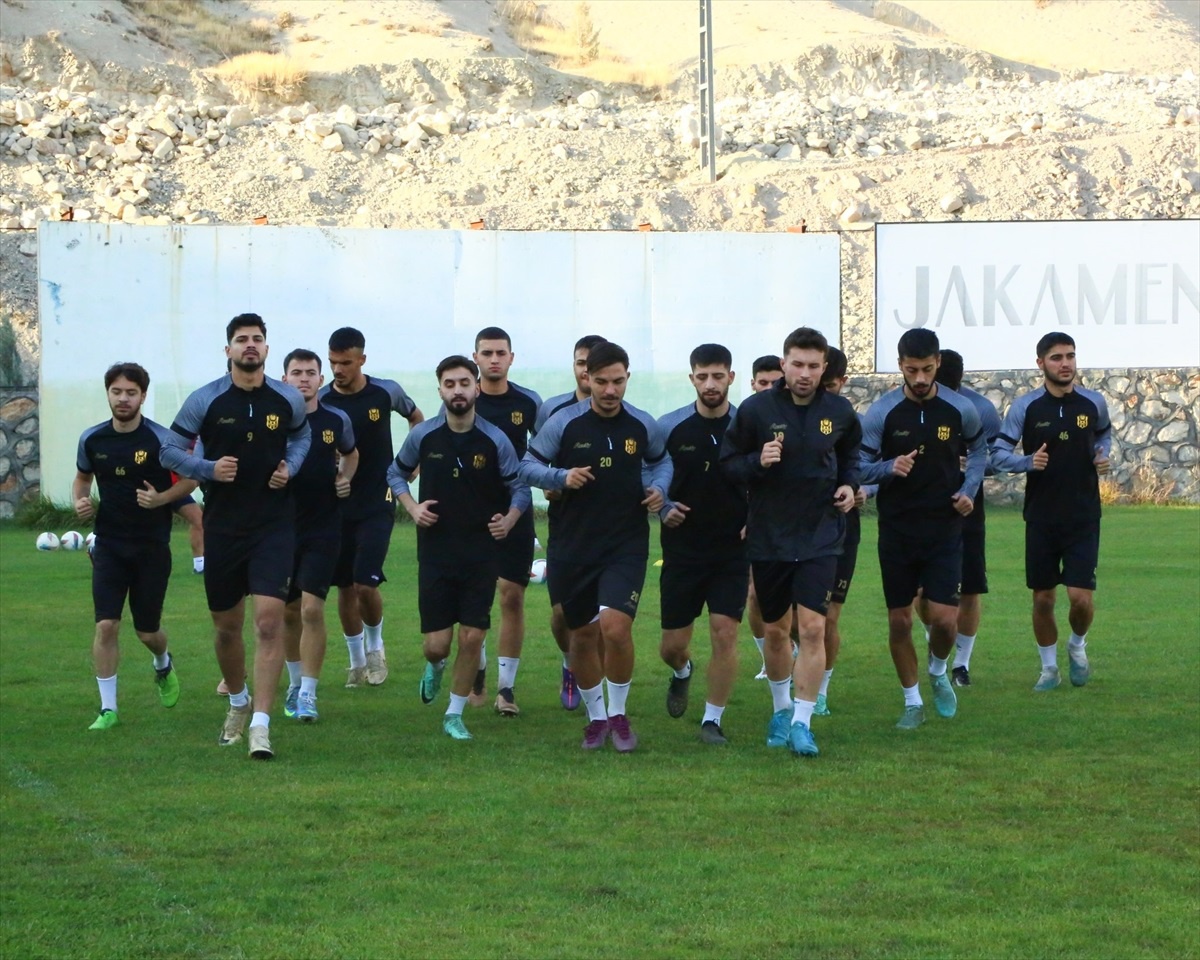 Yeni Malatyaspor Antrenmanlarına Devam Ediyor
