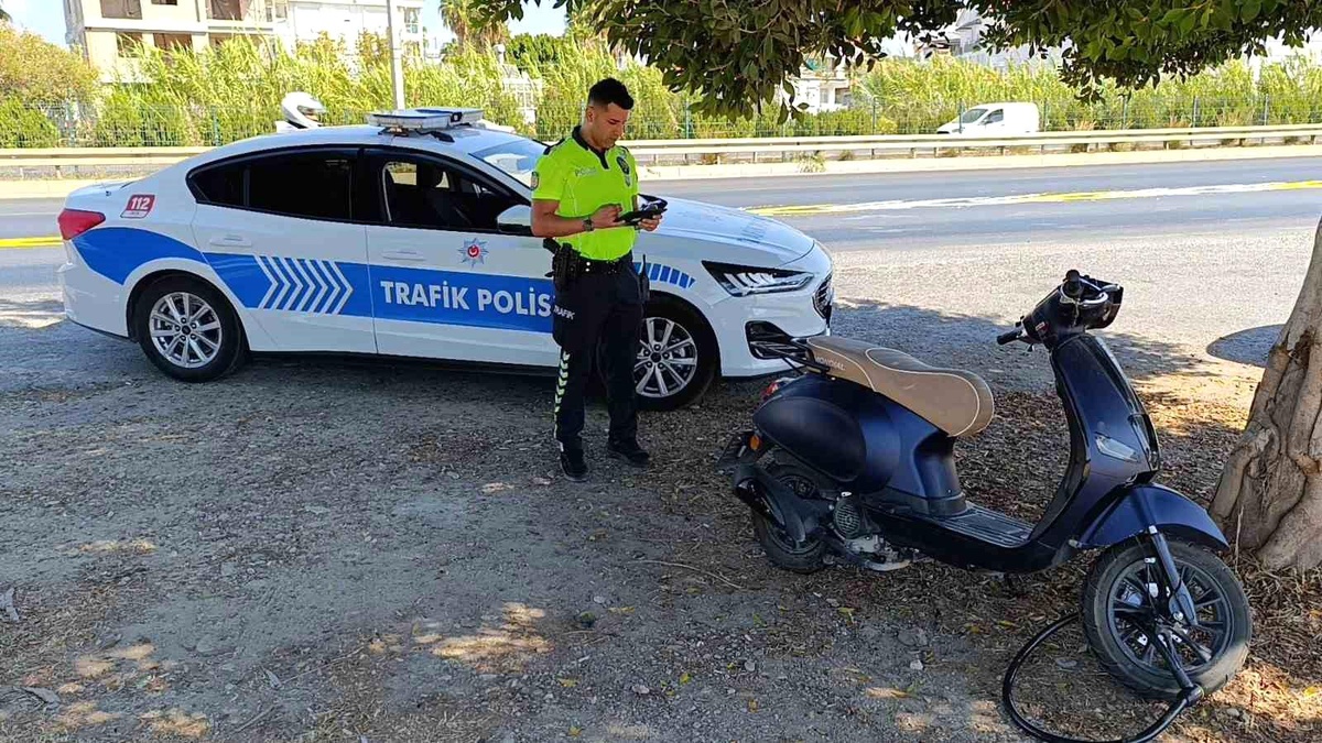 Manavgat\'ta Yola Dökülen Mazot Kazalara Neden Oldu