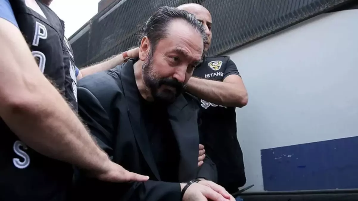 Adnan Oktar: Bana şurada bir oda verseler kadına şiddet, mutsuzluk, savaş hepsini bitiririm