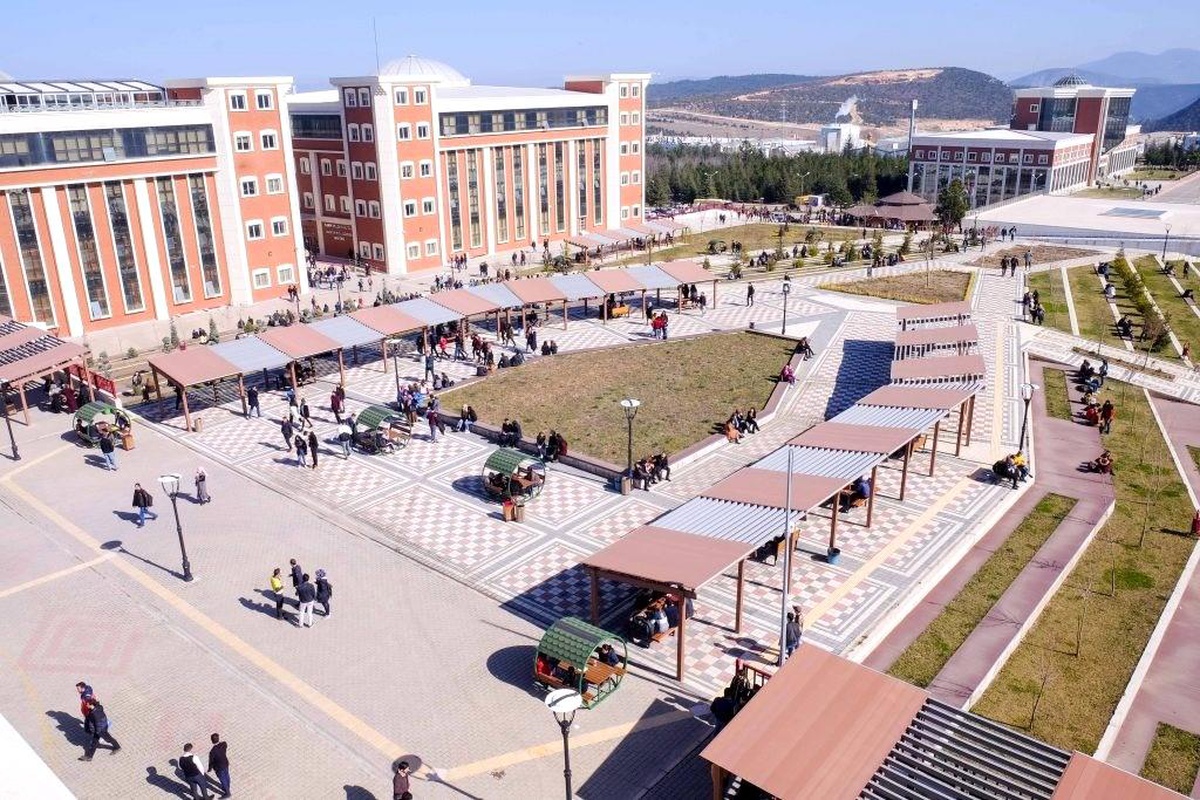 BŞEÜ, THE Dünya Sıralamasında Yükseldi