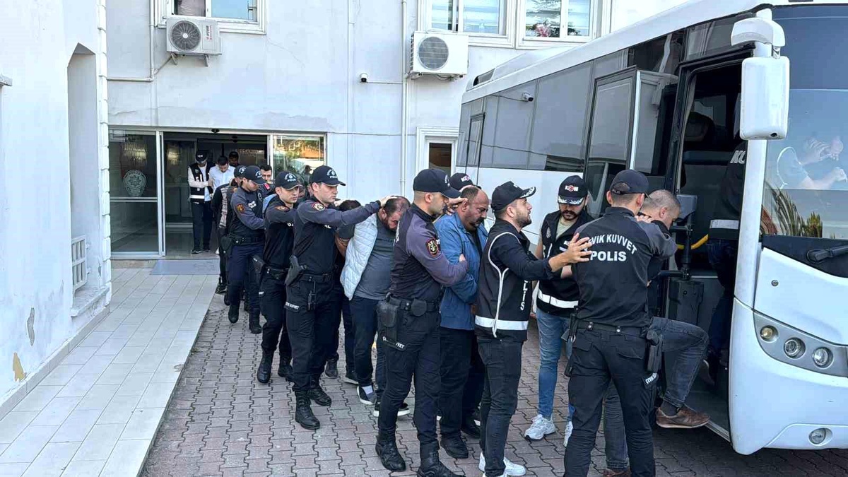 Sakarya\'da kredi dolandırıcılarına operasyon