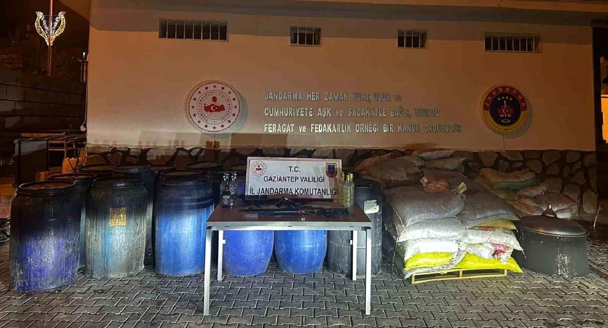 Gaziantep\'te Kaçak Alkol Operasyonu