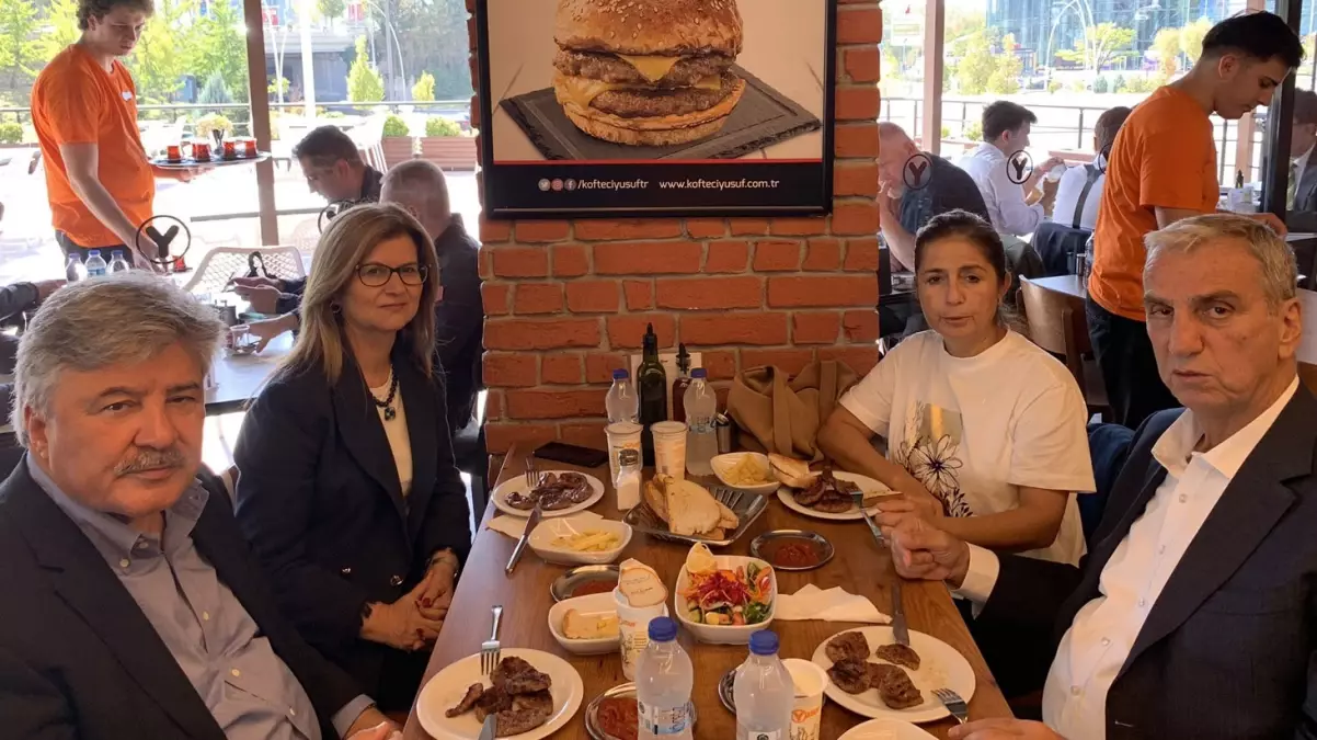 Domuz eti skandalıyla gündeme gelen Köfteci Yusuf\'a gidip yemek yiyen isim şaşırttı