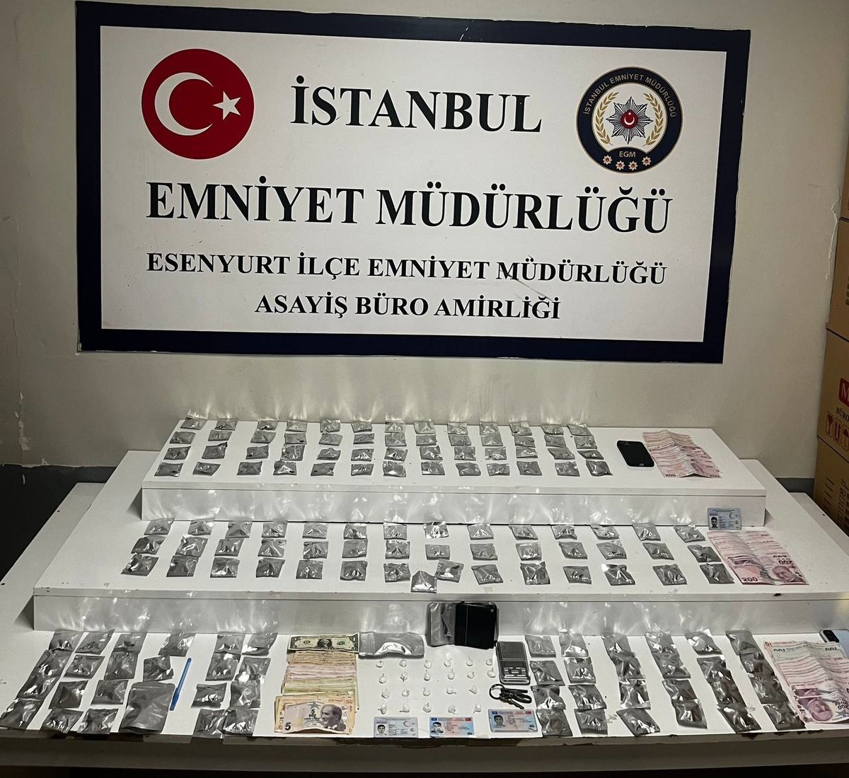 Esenyurt\'ta Uyuşturucu Operasyonu: 2 Tutuklama