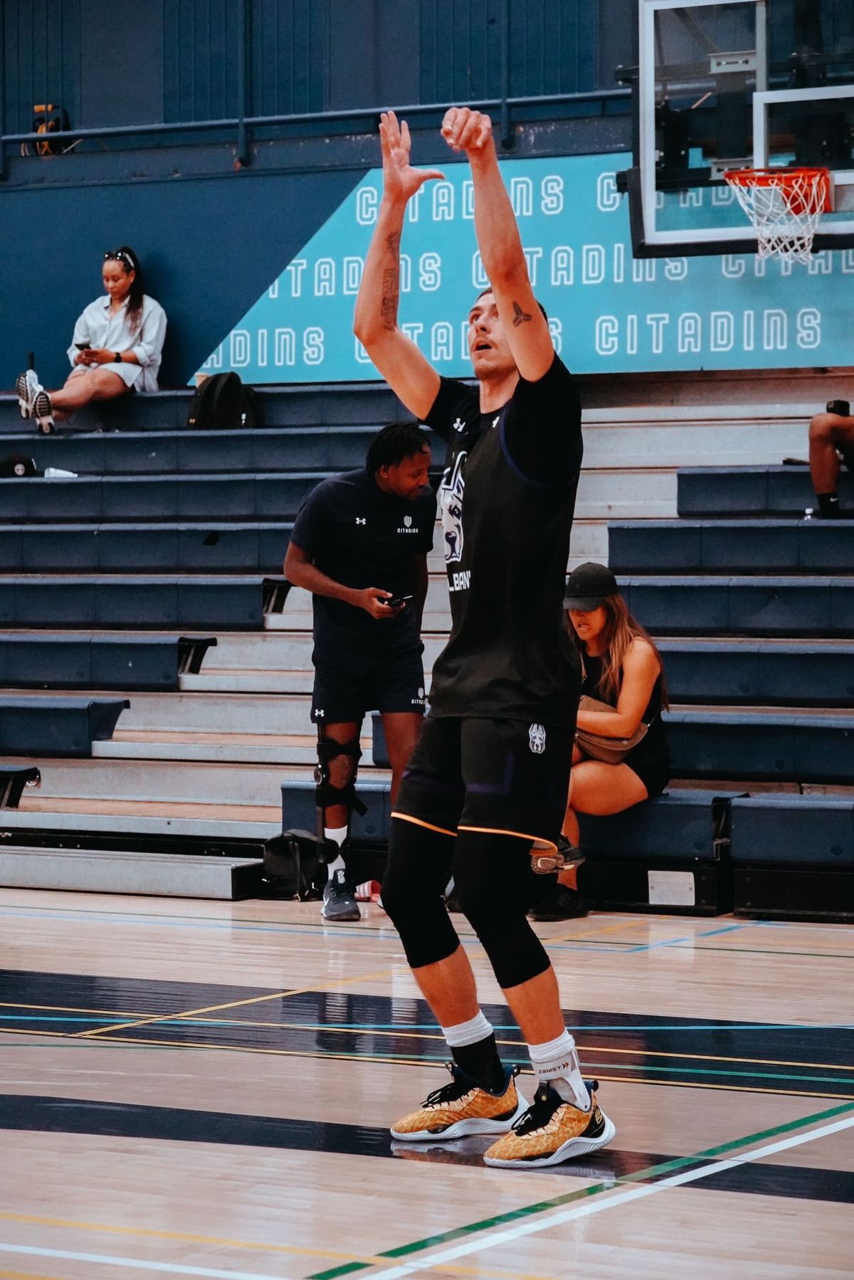 Kani Topuz ABD\'de Basketbol Kariyerine Başladı