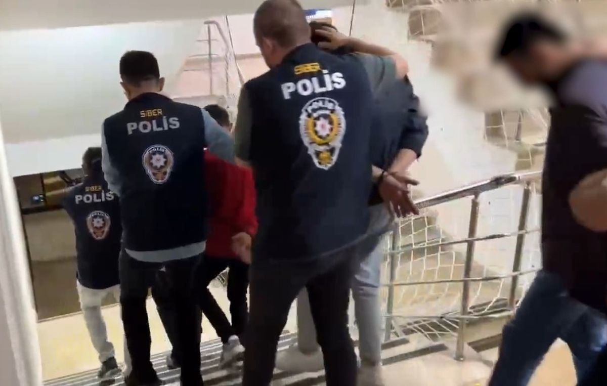 Kayseri\'de Arsa Dolandırıcıları Tutuklandı