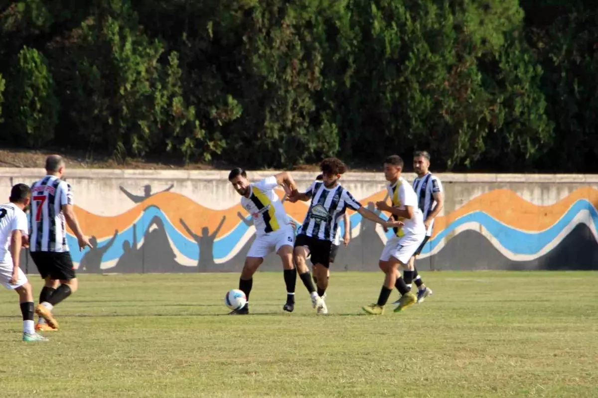 Maça bir gün kala lisansları çalınan futbolcular, sahaya çıkmayı başarsalar da sonuç istedikleri gibi olmadı