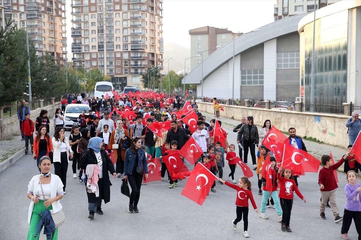Muş\'ta Amatör Spor Haftası Coşkuyla Kutlandı