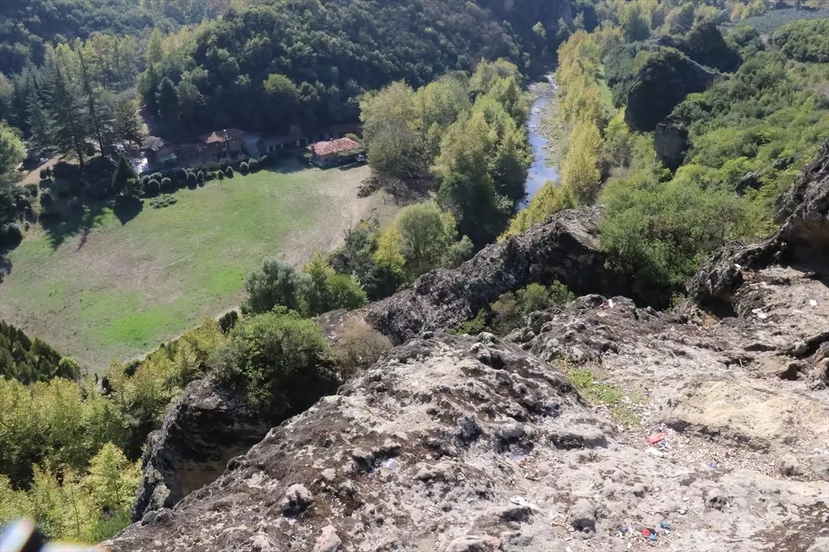 Yalova\'da Eşini İtmekle Suçlanan Sanığın Dava Süreci Devam Ediyor