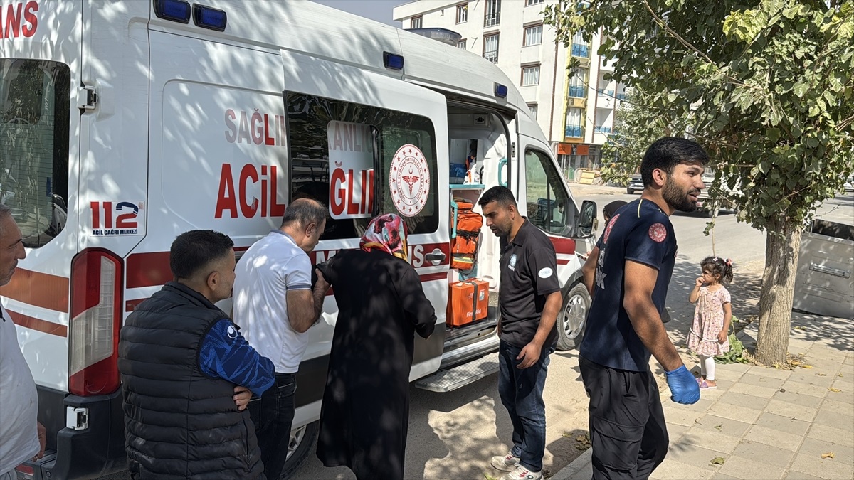 Adıyaman\'da Motosiklet Kazası: Anne ve İki Kızı Yaralandı