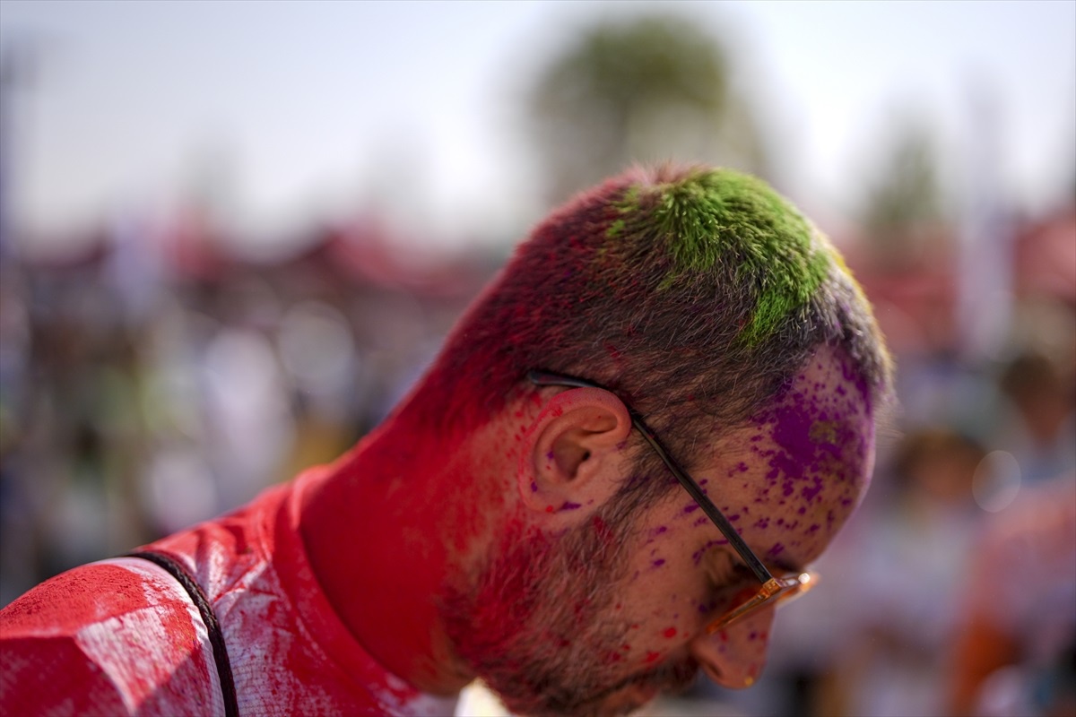 Renkli Koşu Festivali 5K Gerçekleşti
