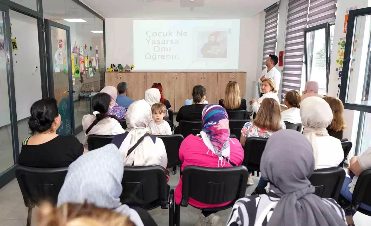 Beylikdüzü\'nde Mükemmeliyetçi Anne Baba Tutumları Semineri