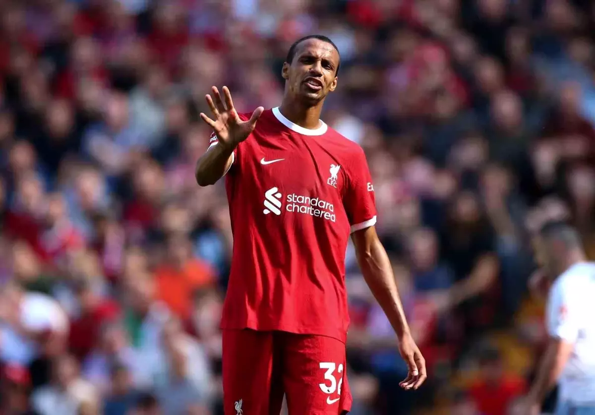 Joel Matip Futbola Veda Etti