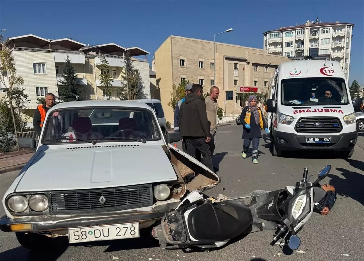 Sivas\'ta Motosiklet Kazası