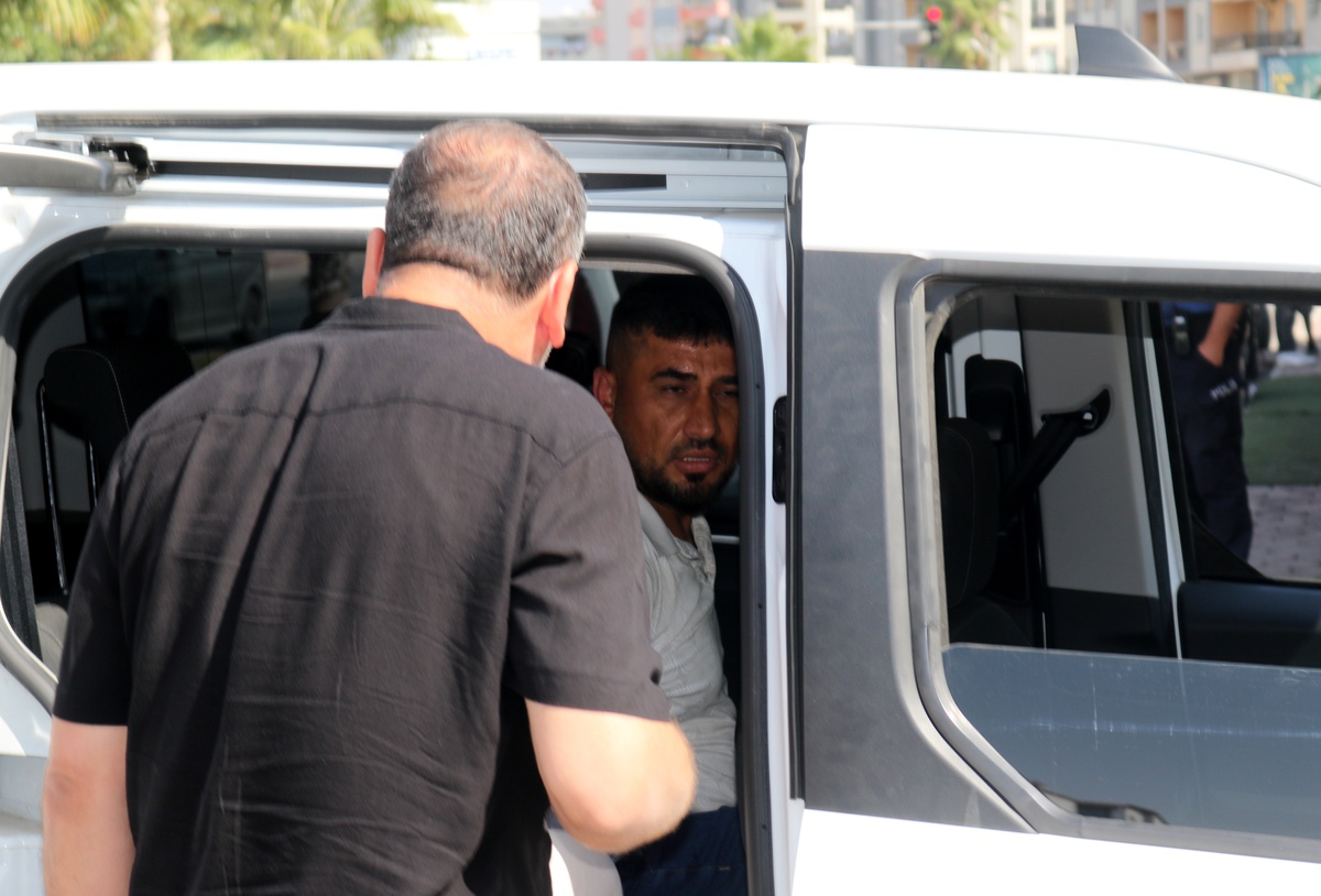 Hapis Cezaevi Kaçak Taksi Şoförü Yakalandı