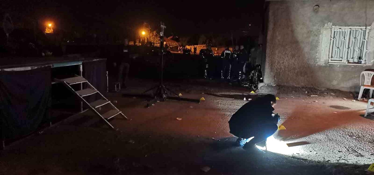 Düğünde Tüfekle Ateş, Kuzenini Vurdu