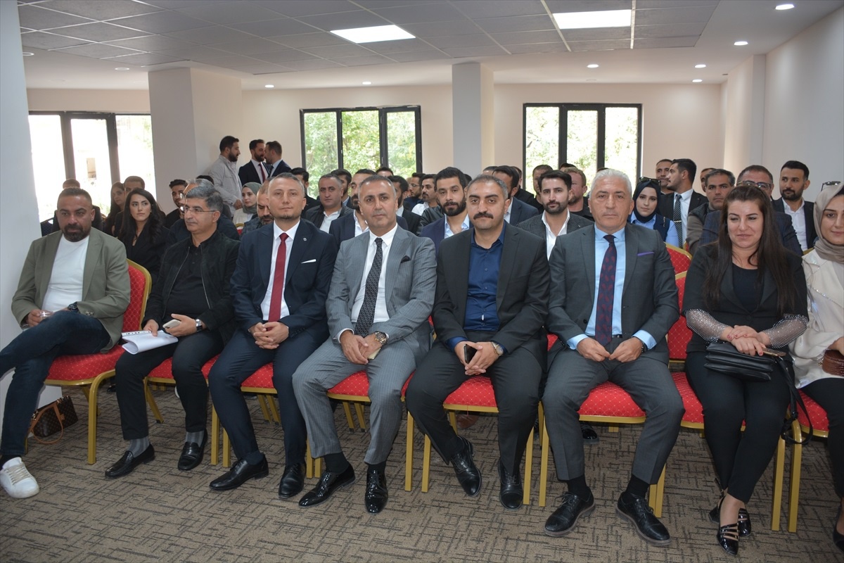 Ergün Canan Hakkari Barosu Başkanlığı\'na Yeniden Seçildi