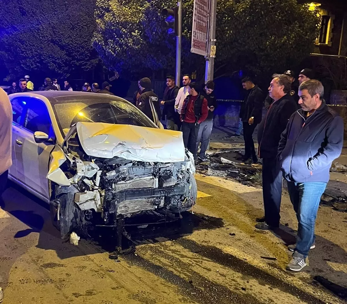 Kars\'ta Trafik Kazası: 1 Ölü, 4 Yaralı